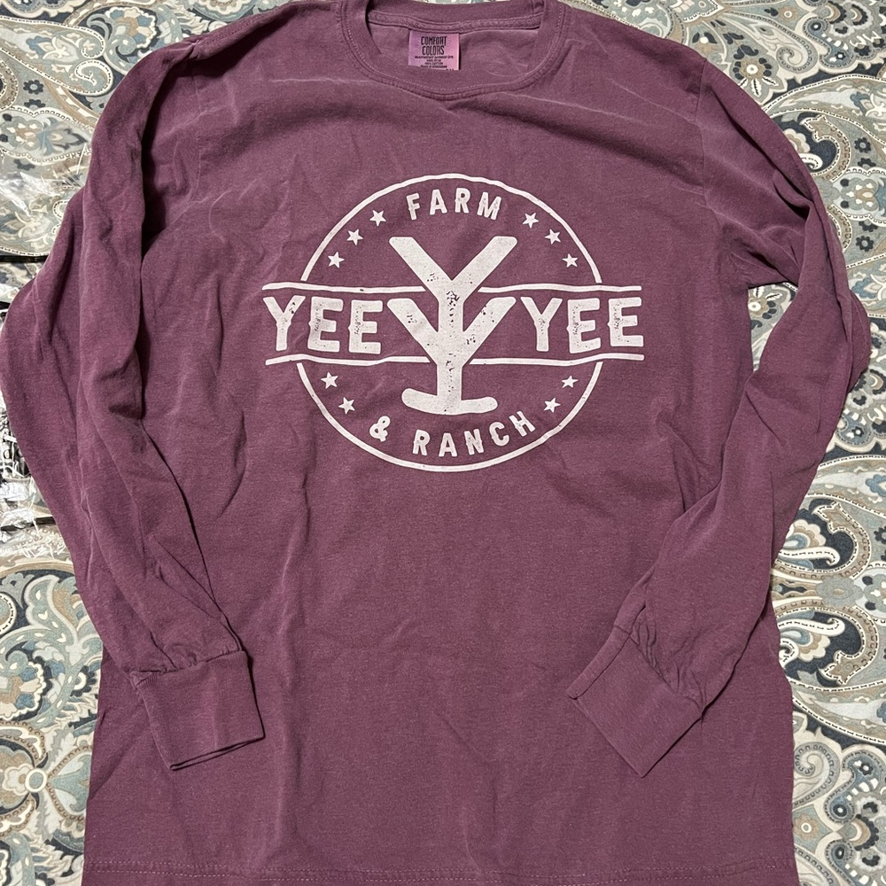 NWOT YeeYee fall launch berry farm long sleeve